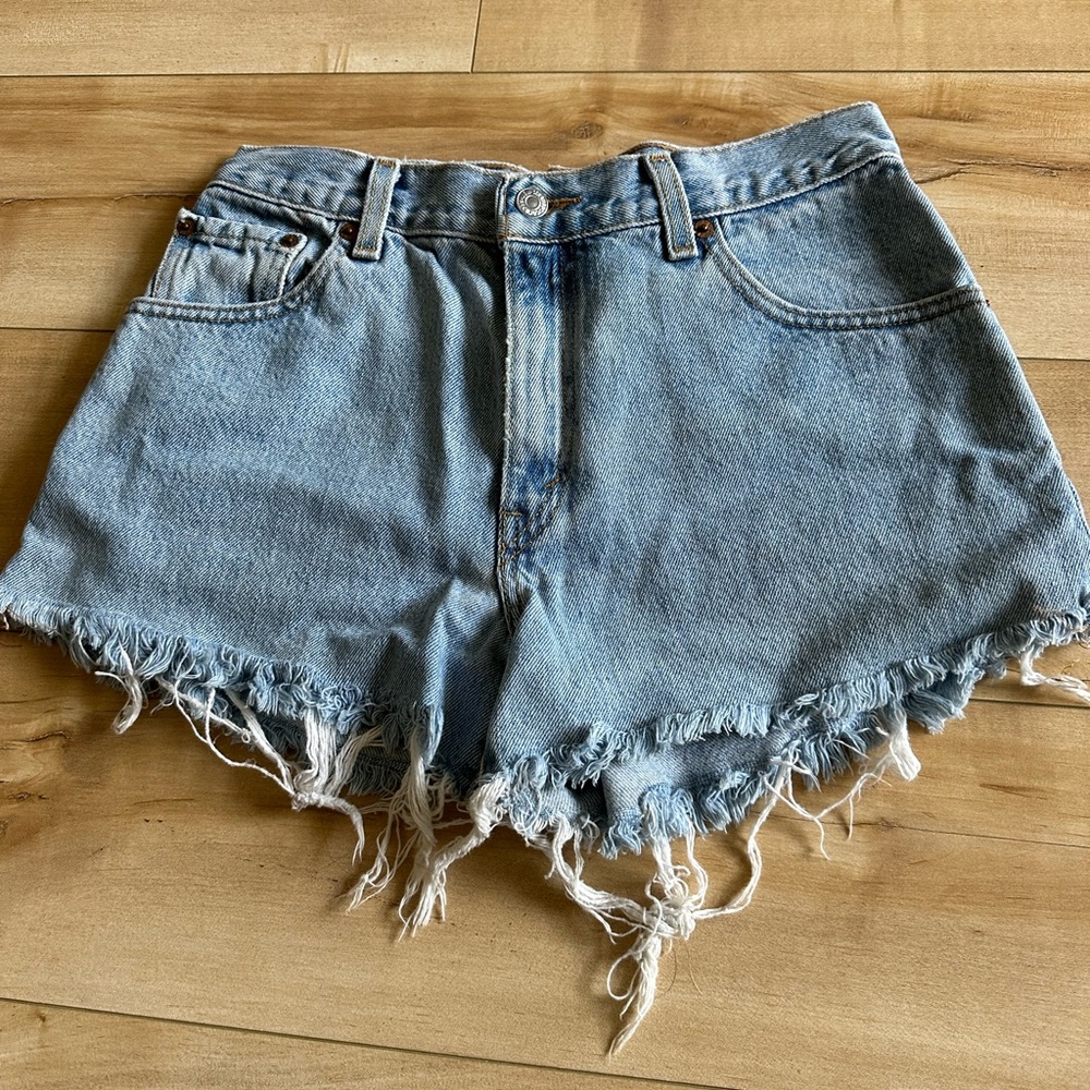 Levi’s 459 Distressed Hem Women's Shorts